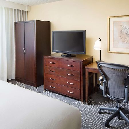 Doubletree By Hilton Los Angeles/Commerce Exteriör bild
