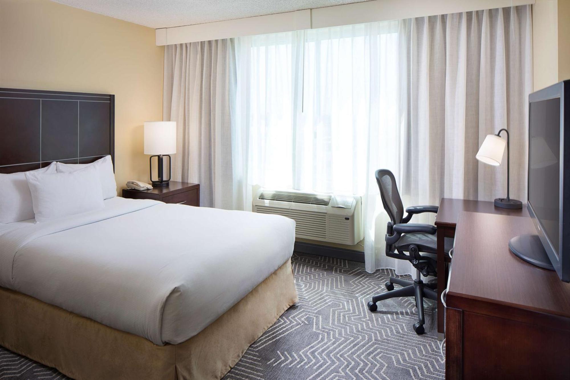 Doubletree By Hilton Los Angeles/Commerce Exteriör bild