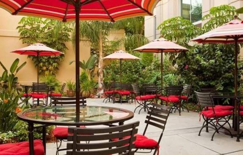 Doubletree By Hilton Los Angeles/Commerce Exteriör bild